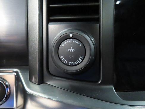 Used 2023 Ford F150 Lariat w/ Equipment Group 502A High image 55