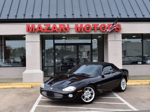Used 2002 Jaguar XK8 Convertible RWD image 2