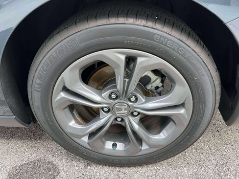 Used 2024 Honda Accord EX image 11