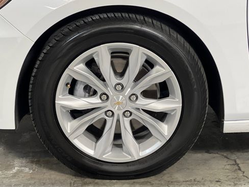 Used 2024 Chevrolet Malibu LT image 36