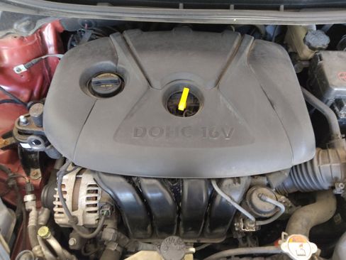 Used 2016 Hyundai Elantra SE FWD image 30