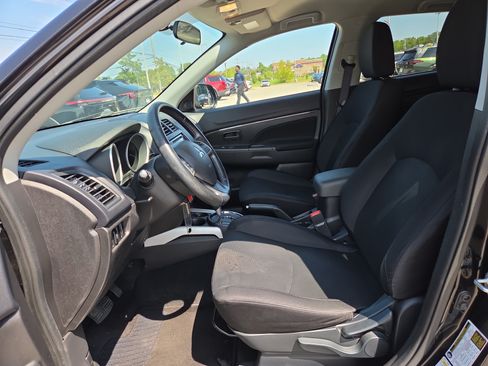 Used 2014 Mitsubishi Outlander Sport ES FWD image 10
