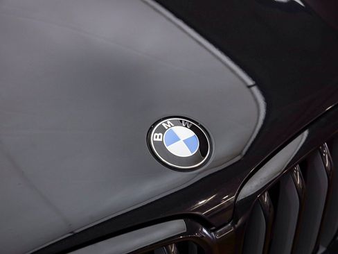 Certified 2023 BMW X6 xDrive40i w/ M Sport Package image 9