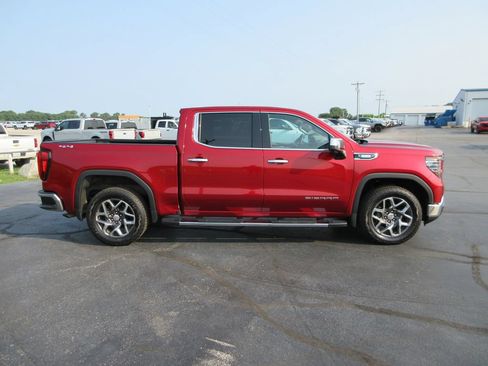 Certified 2023 GMC Sierra 1500 SLT w/ SLT Premium Package AWD/4WD image 5