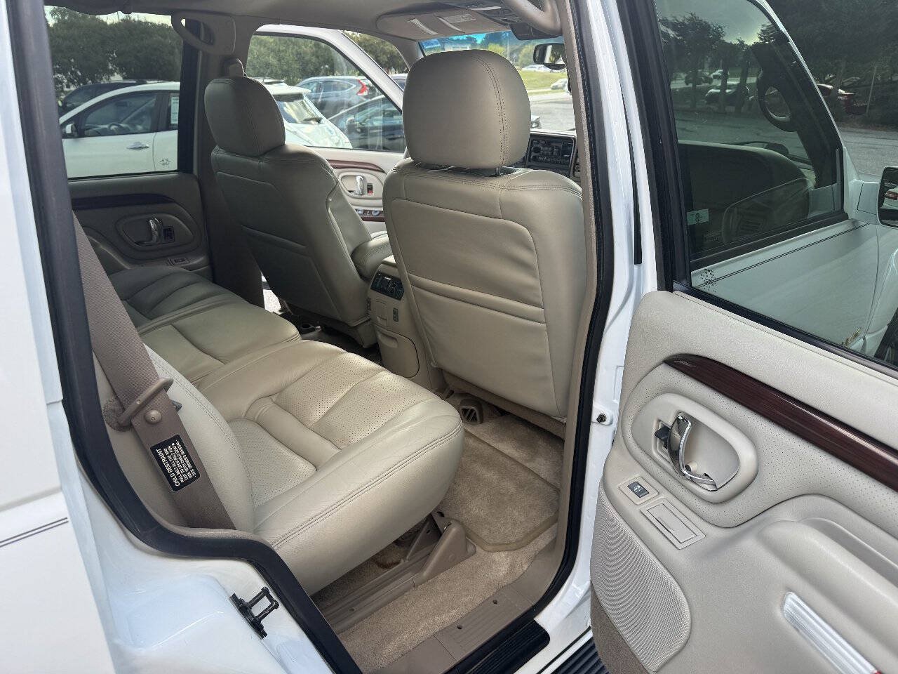 Used 1999 Cadillac Escalade 4WD image 15