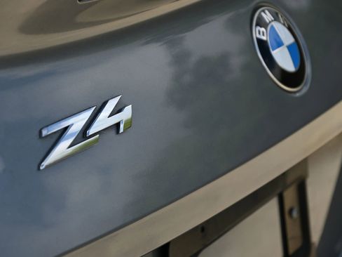 Used 2024 BMW Z4 sDrive30i w/ Premium Package RWD image 9