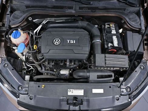 Used 2014 Volkswagen Jetta SE image 43