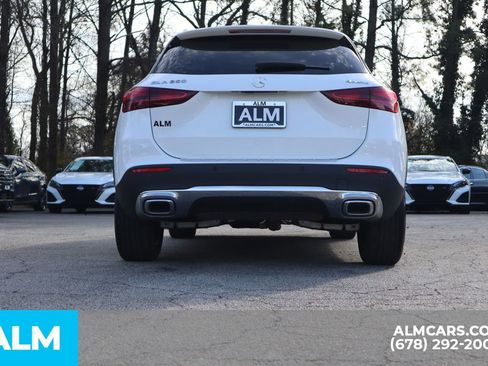 Used 2025 Mercedes-Benz GLA 250 4MATIC image 7