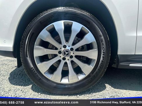 Used 2018 Mercedes-Benz GLS 450 4MATIC w/ Premium Package image 10
