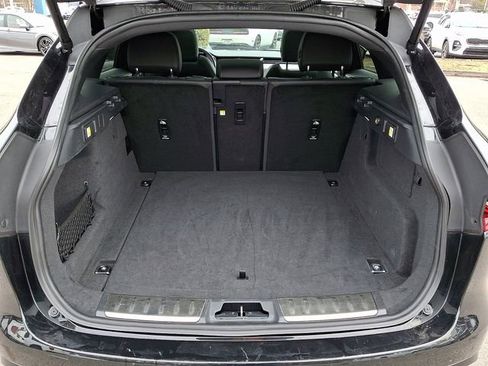 Used 2024 Jaguar F-PACE R-Dynamic S image 35