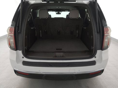 Used 2021 Chevrolet Suburban LT AWD/4WD image 29