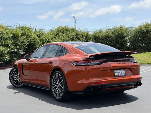 Used 2023 Porsche Panamera GTS w/ Premium Package AWD/4WD image 8