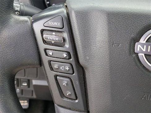 Used 2023 Nissan Frontier SV w/ Tow Package image 17