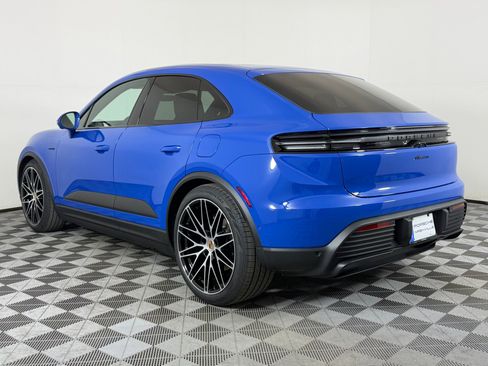 New 2026 Porsche Macan Electric image 3