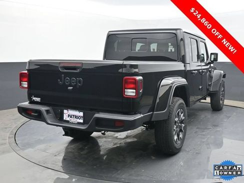 Used 2025 Jeep Gladiator Sport w/ Premium Package AWD/4WD image 6