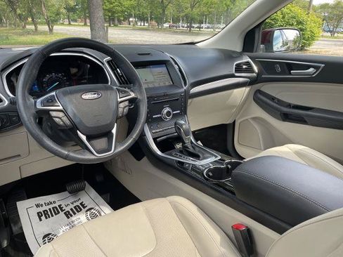 Certified 2018 Ford Edge Titanium w/ Equipment Group 302A AWD/4WD image 5