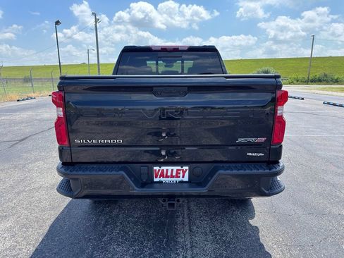 Used 2024 Chevrolet Silverado 1500 ZR2 w/ Technology Package AWD/4WD image 20