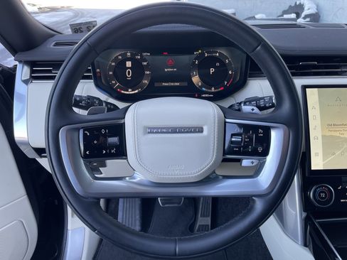 Used 2023 Land Rover Range Rover SE image 21