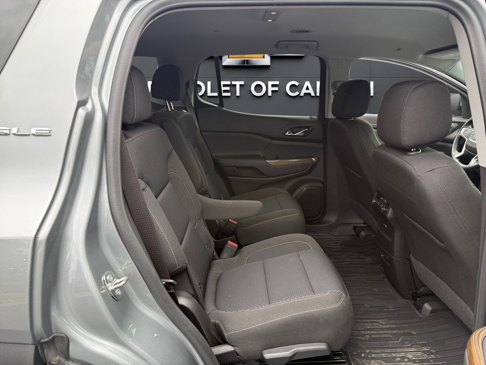 Used 2023 GMC Acadia SLE AWD/4WD image 15