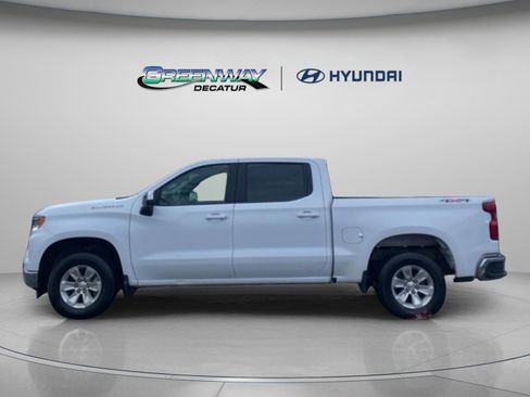 Used 2025 Chevrolet Silverado 1500 LT image 6