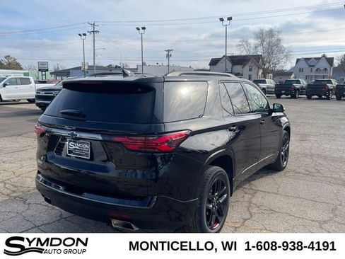 Used 2023 Chevrolet Traverse Premier w/ Redline Edition image 7