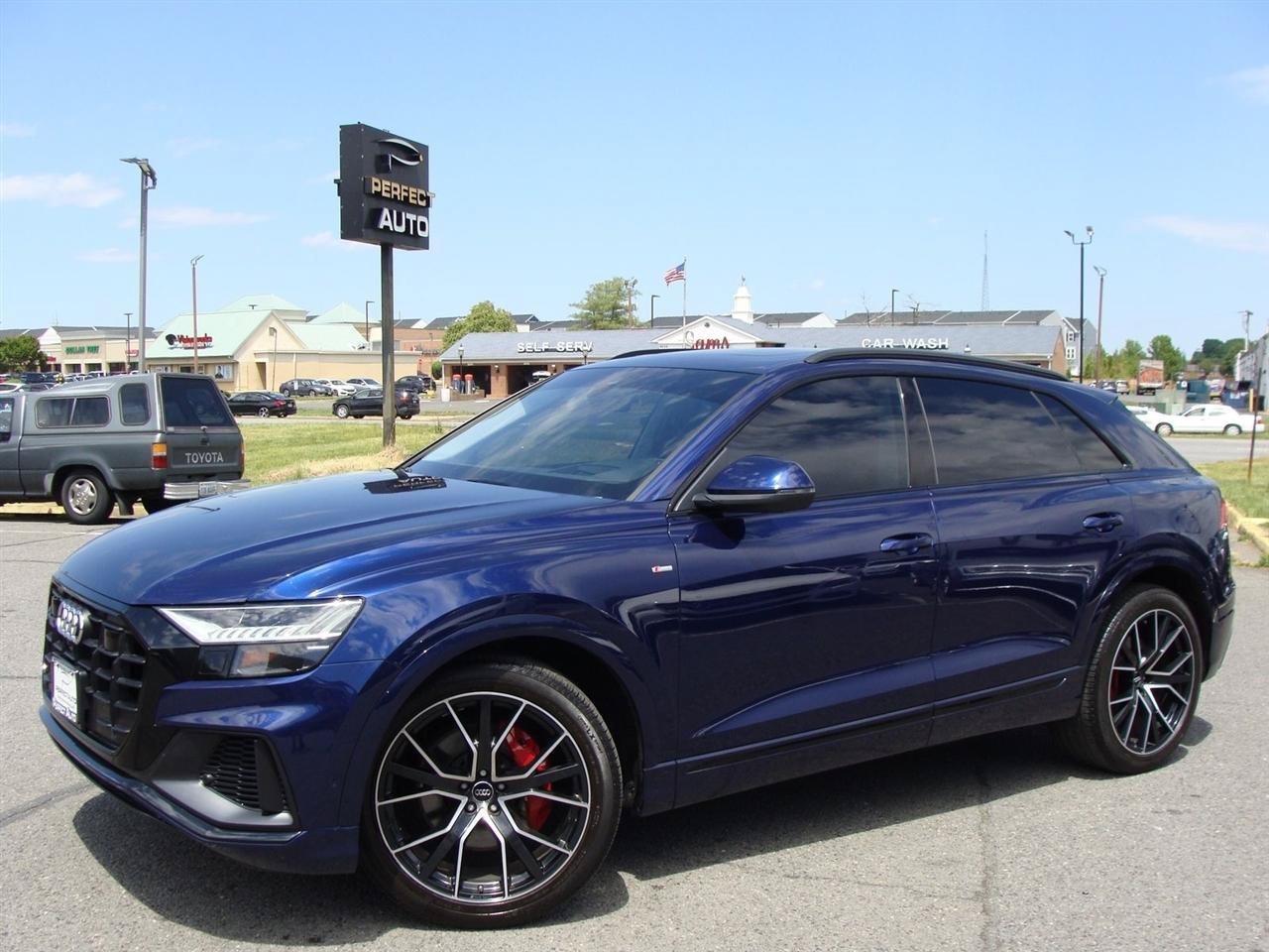 Used 2019 Audi Q8 Prestige AWD/4WD image 3