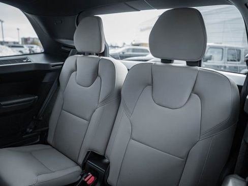New 2026 Volvo XC90 B6 Plus w/ Protection Package Premier image 33