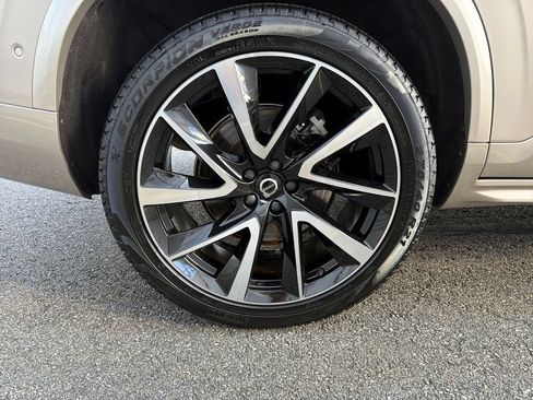 Certified 2023 Volvo XC90 B5 Plus w/ Protection Package Premier AWD/4WD image 12