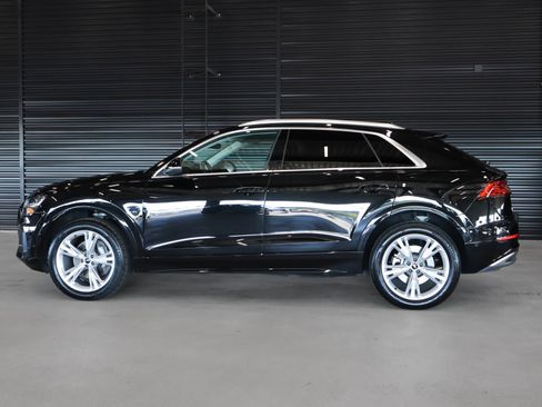 Used 2022 Audi Q8 Premium Plus w/ Premium Plus Package image 14