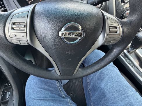Used 2015 Nissan Altima 2.5 S w/ Power Driver Seat Package FWD image 15