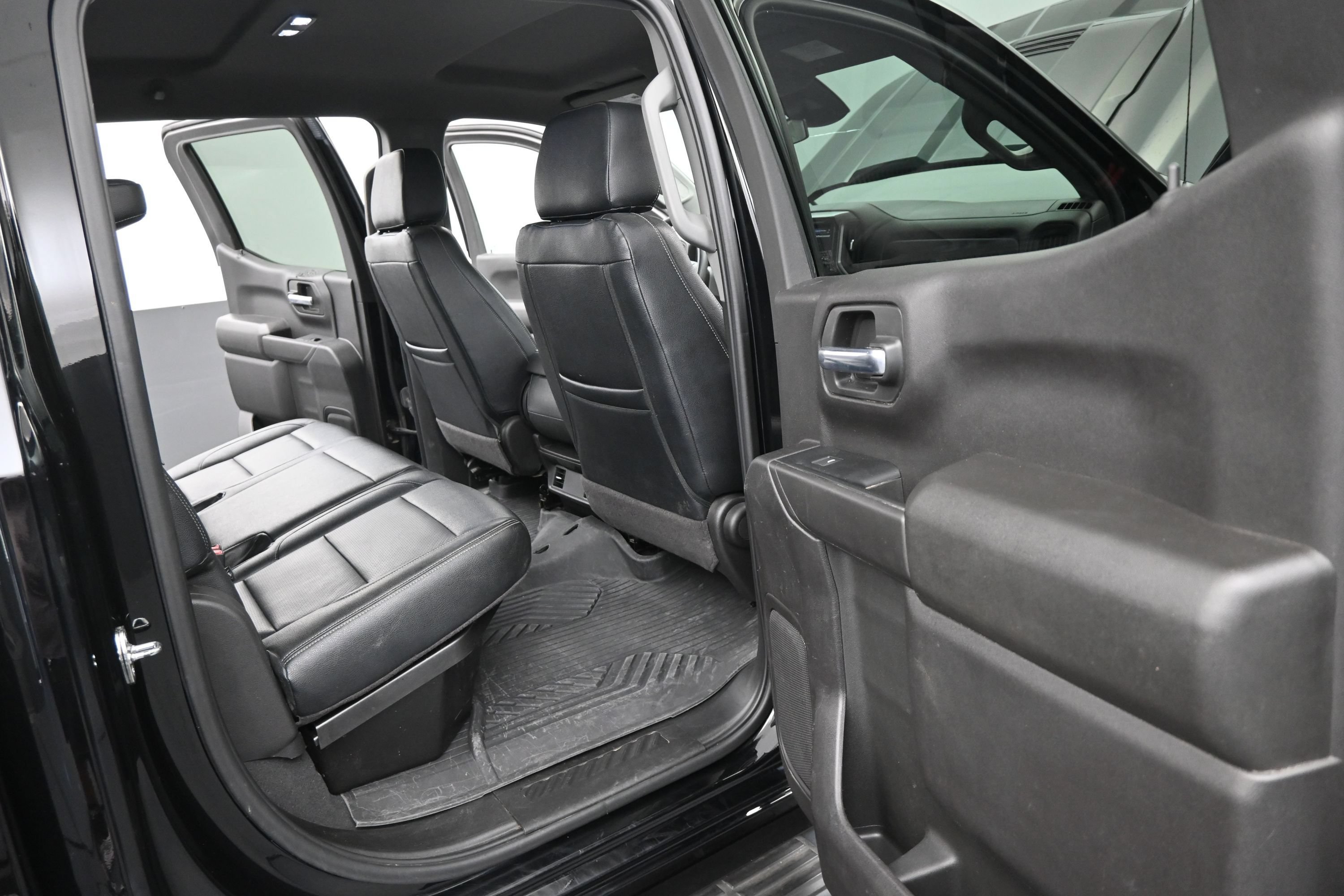 Used 2023 Chevrolet Silverado 1500 Custom Trail Boss w/ LPO, Dark Essentials Package AWD/4WD image 28