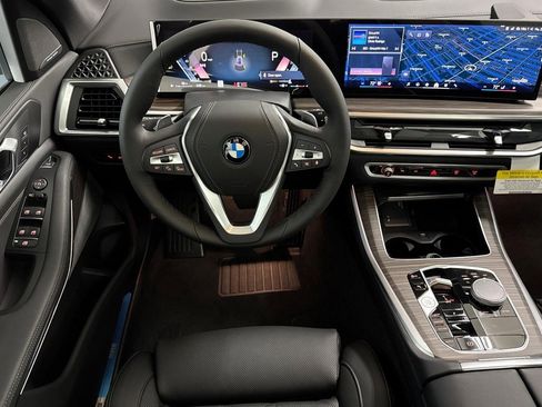 Used 2026 BMW X5 sDrive40i w/ Premium Package image 26
