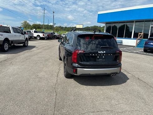 Used 2025 Kia Telluride S AWD/4WD image 28