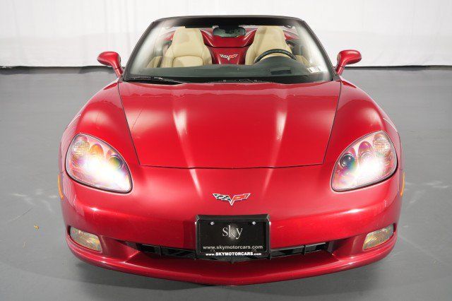 Used 2008 Chevrolet Corvette Convertible w/ Preferred Equipment Group RWD image 5