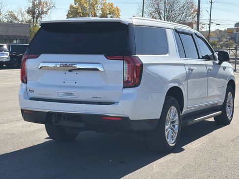 Used 2024 GMC Yukon XL SLT w/ SLT Luxury Package image 37