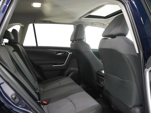 Used 2025 Toyota RAV4 XLE w/ Convenience Package AWD/4WD image 14