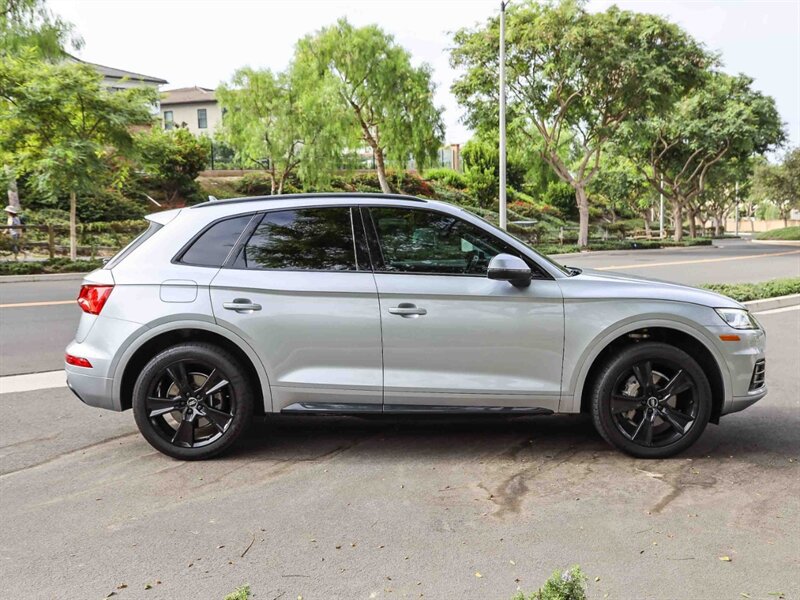Used 2019 Audi Q5 2.0T Premium Plus w/ Premium Plus Package AWD/4WD image 6