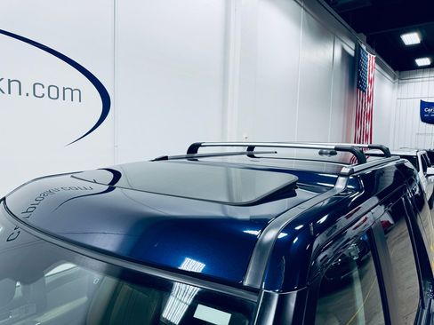 Used 2016 Land Rover LR4 HSE image 14