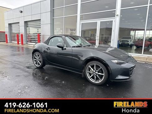 Used 2022 MAZDA MX-5 Miata Grand Touring w/ Weather Package image 12