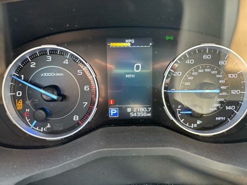 Used 2022 Subaru Ascent Limited w/ Technology Package AWD/4WD image 8
