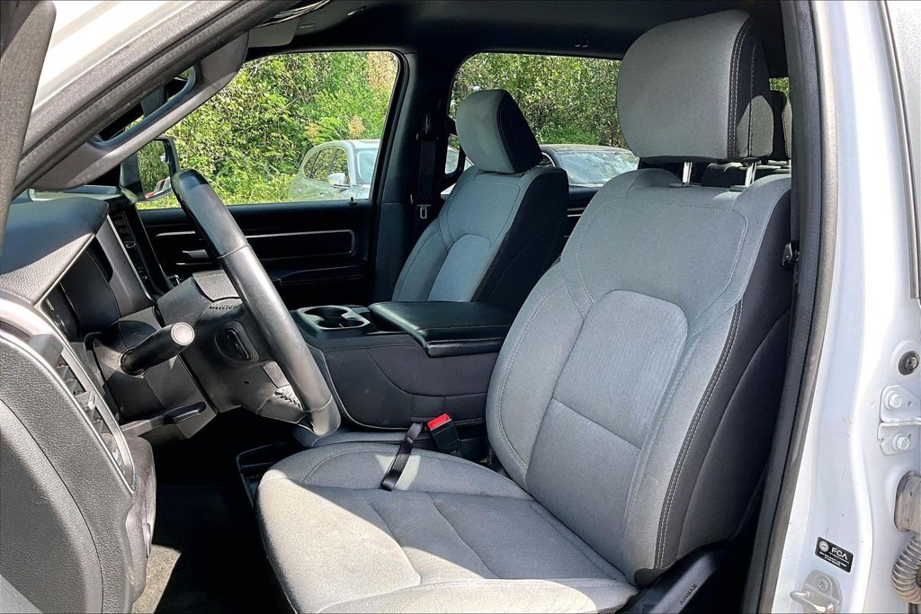 Used 2024 RAM 1500 Big Horn AWD/4WD image 34