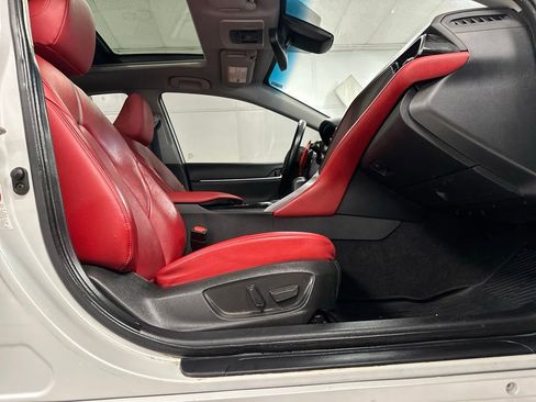 Used 2019 Toyota Camry XSE FWD image 19