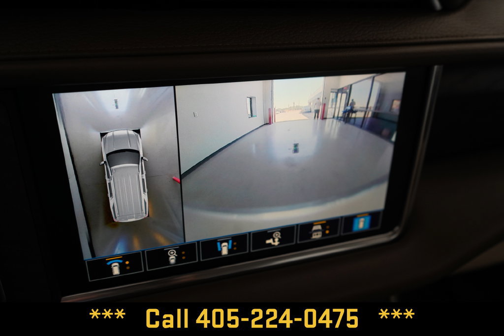 Used 2021 GMC Yukon Denali w/ Denali Premium Package AWD/4WD image 40