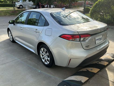 Used 2026 Toyota Corolla LE image 8