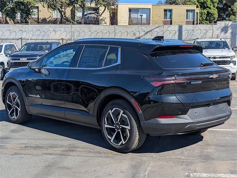 New 2026 Chevrolet Equinox EV LT image 10