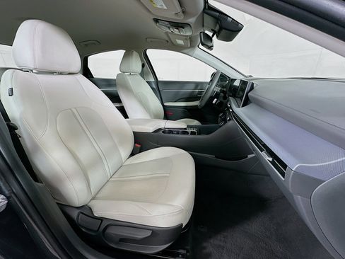Used 2025 Hyundai Sonata SEL FWD image 30
