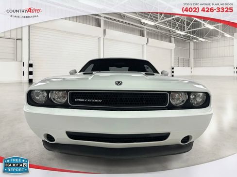 Used 2014 Dodge Challenger SXT w/ Sound Group image 7