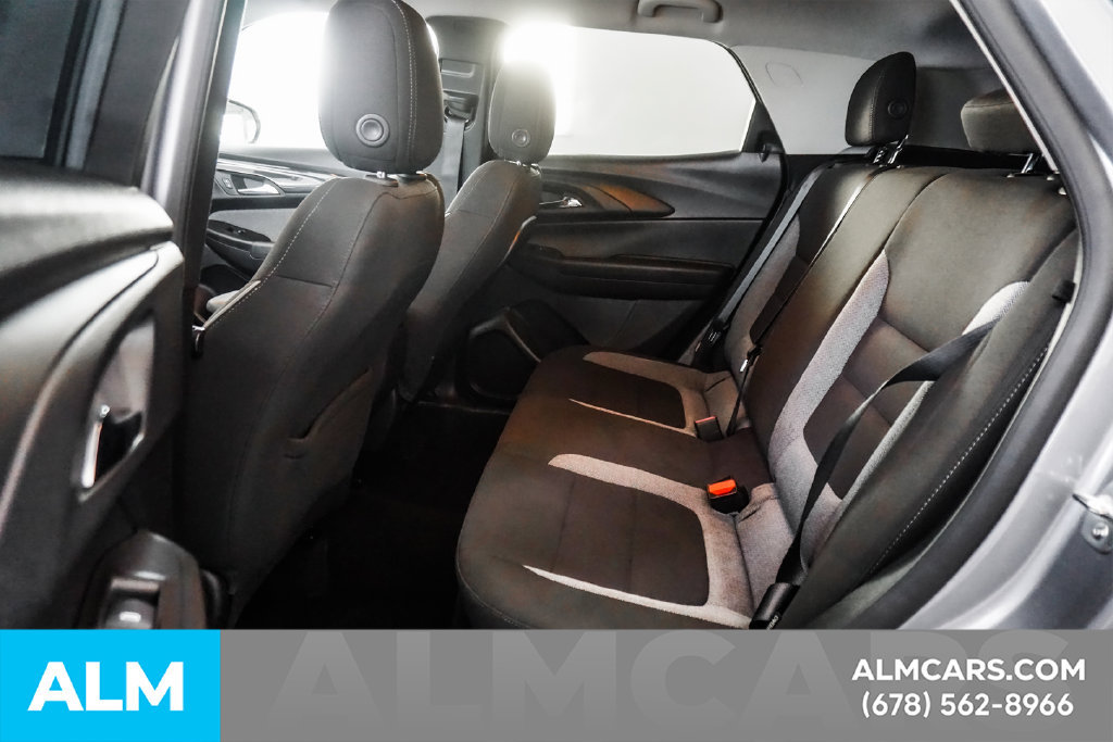 Used 2025 Chevrolet TrailBlazer LT AWD/4WD image 19