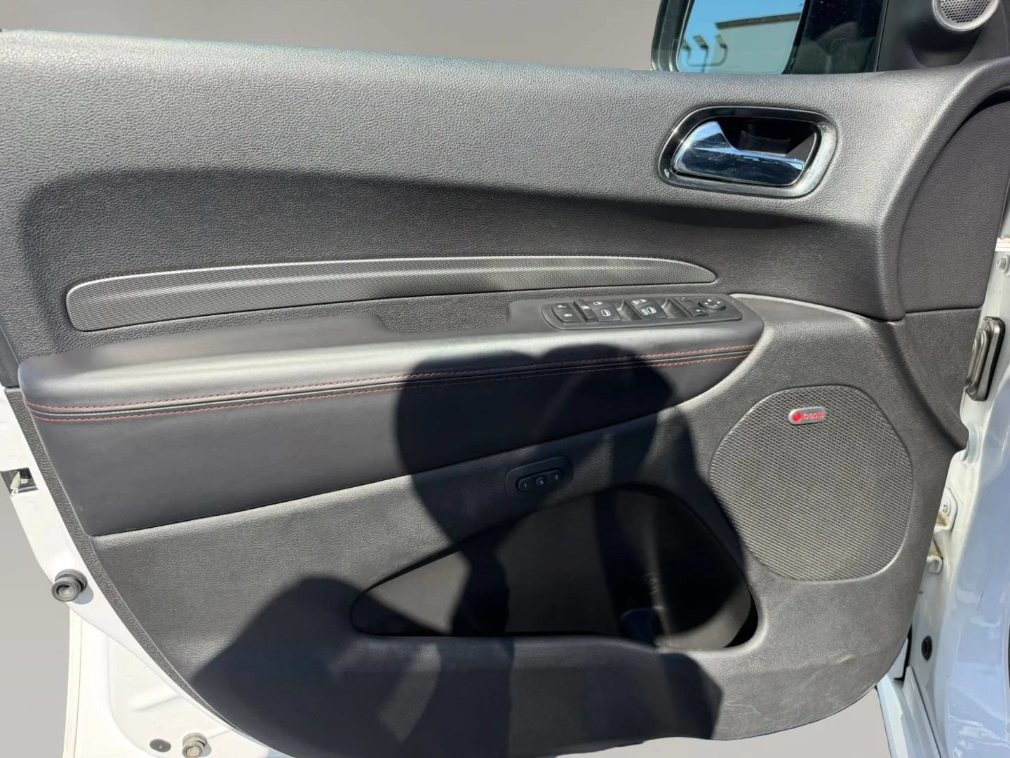 Used 2018 Dodge Durango R/T w/ Blacktop Package RWD image 9