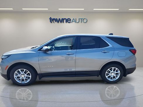 Used 2024 Chevrolet Equinox LT w/ LPO, Floor Liner Package AWD/4WD image 4